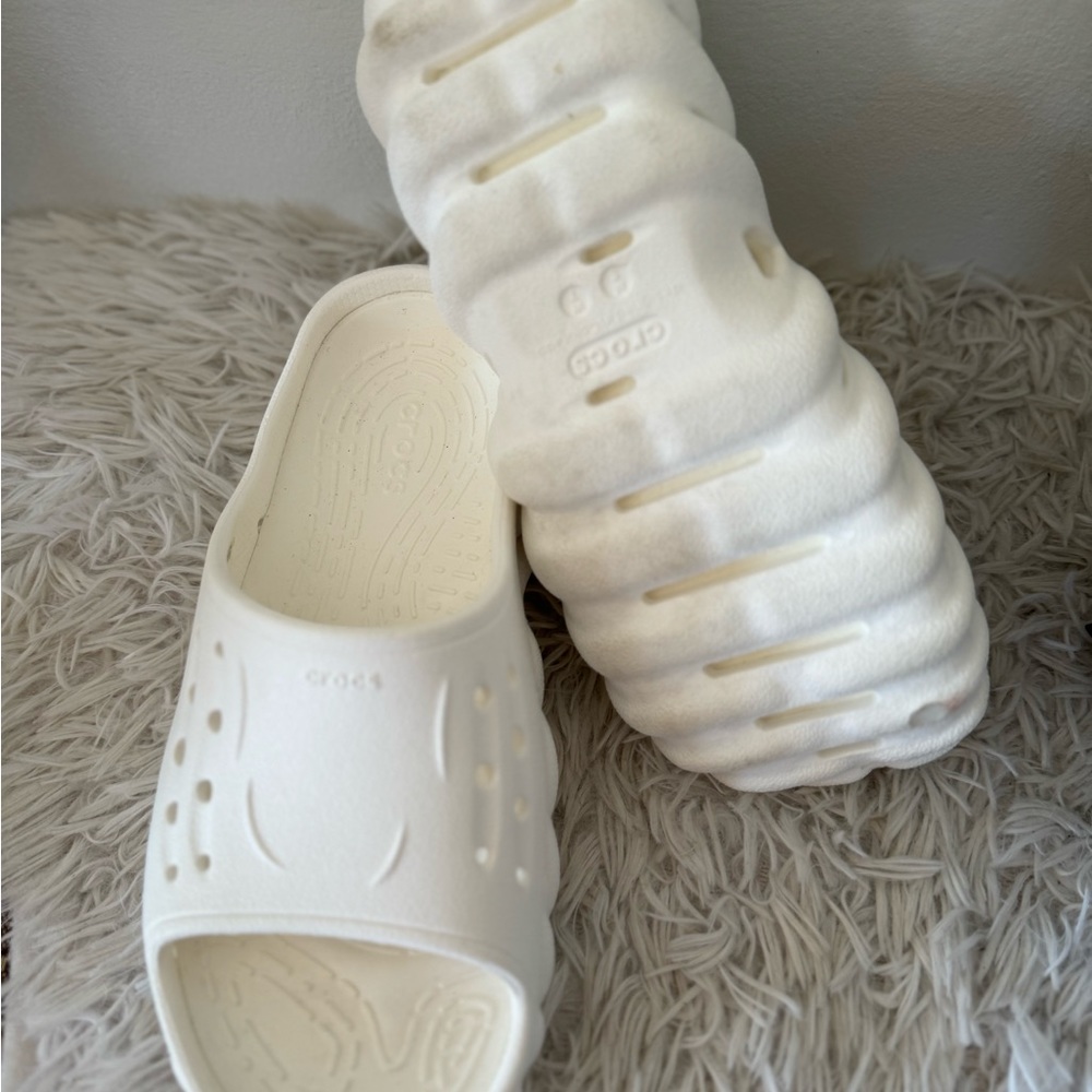 Crocs Echo Slides - image 3